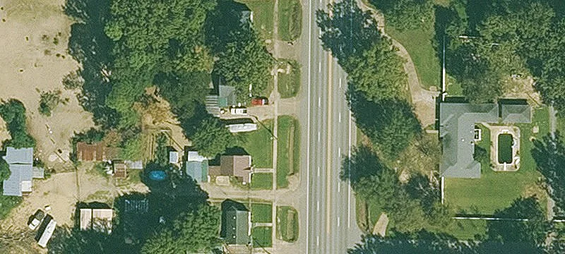1005 Main St