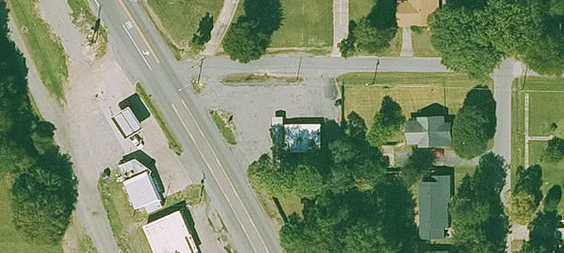324 Main St