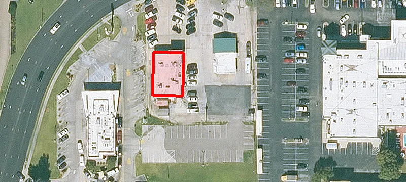 1045 Main St