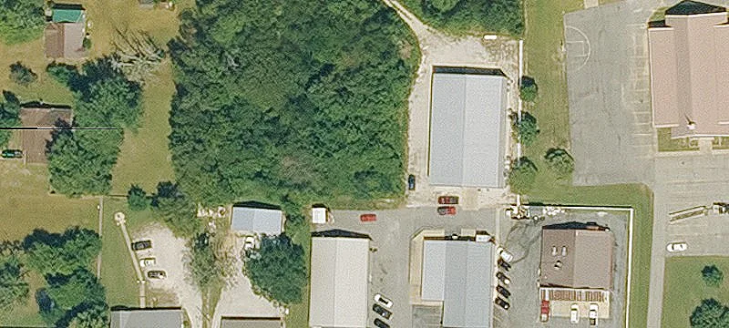 735 Main St