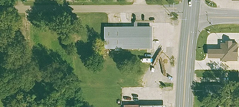 300 Main St