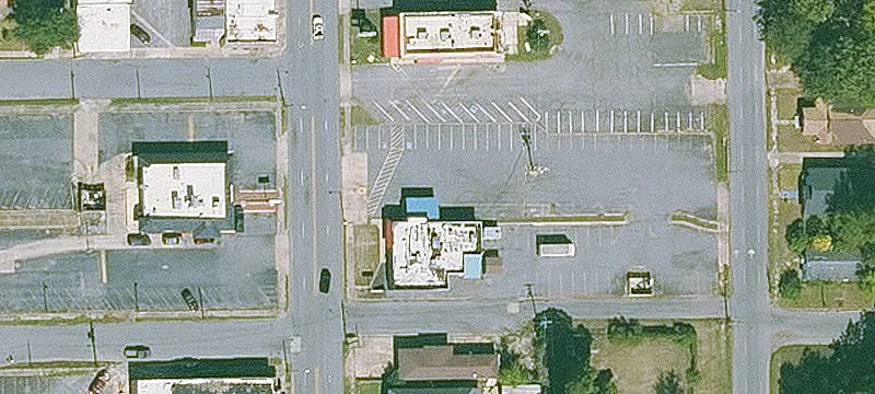 1219 Main St