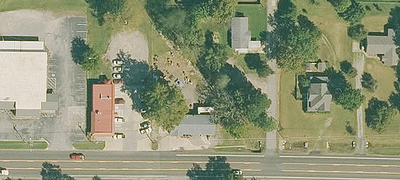 1102 Main St