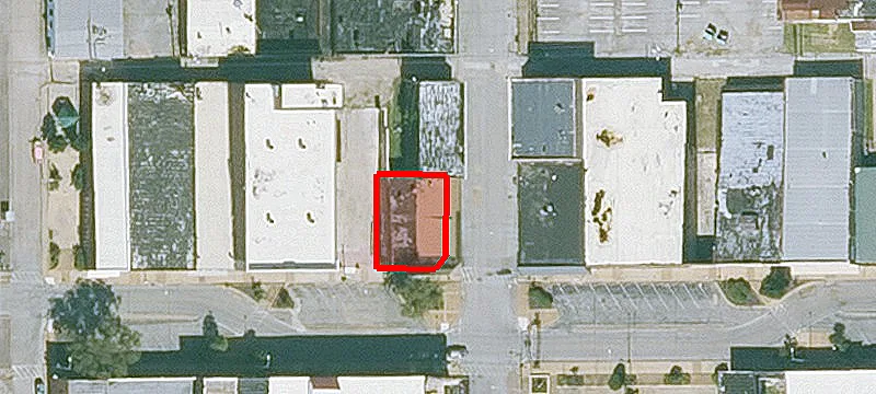 202 Main St