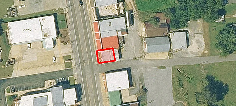 140 Main St