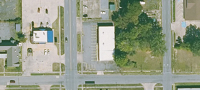 1415 Main St