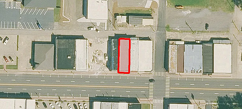 506 Main St