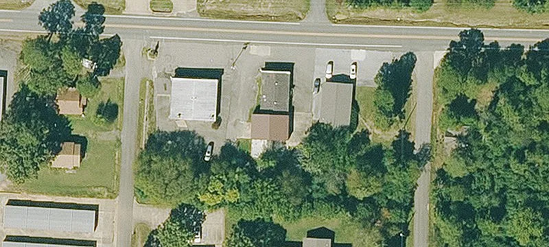 1711 Main St