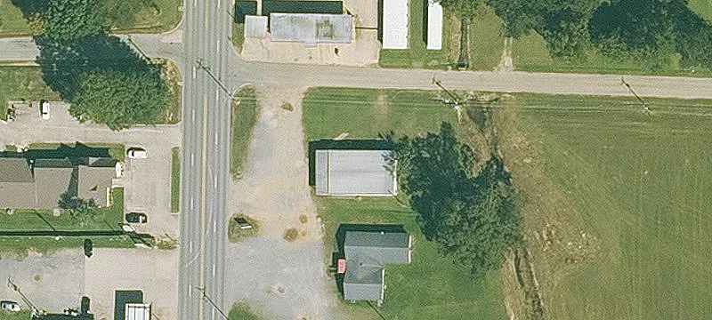 706 Main St
