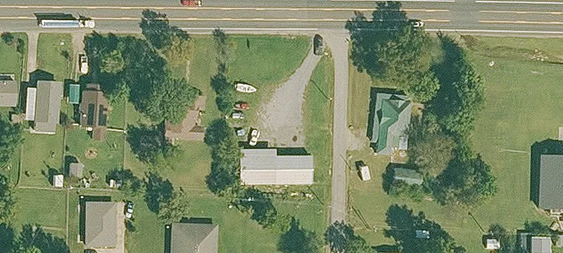 1011 Main St