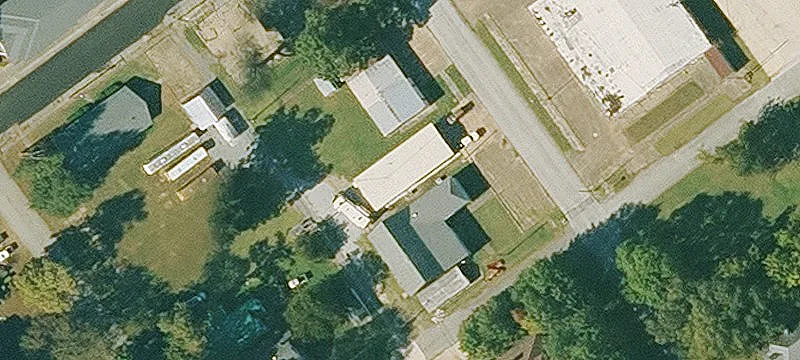 413 Walnut St
