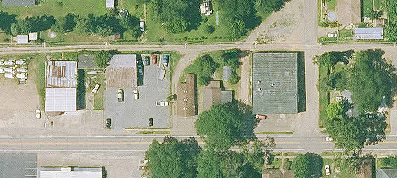 525 Stillwell Ave
