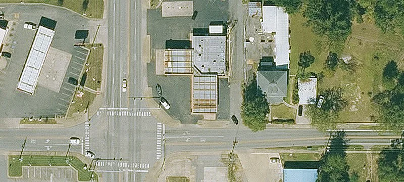 101 Lincoln Ave
