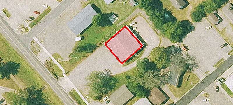 320 1st St