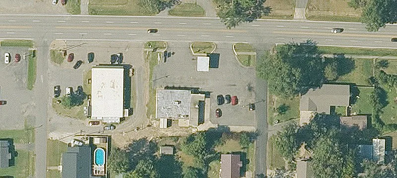1303 Main St