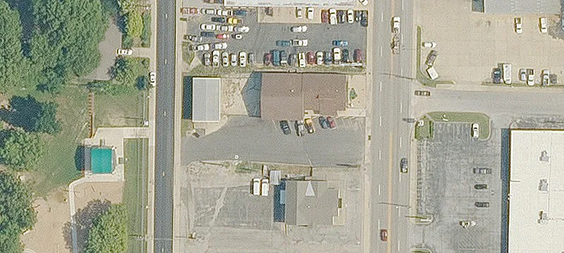 302 Main St