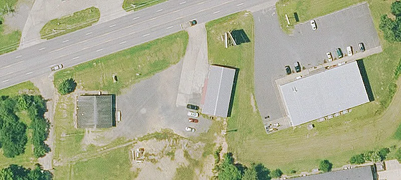 1402 Hwy 71st S