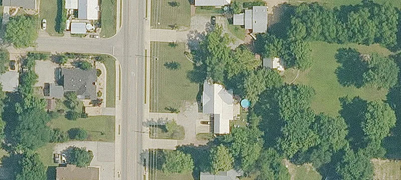 1007 College St