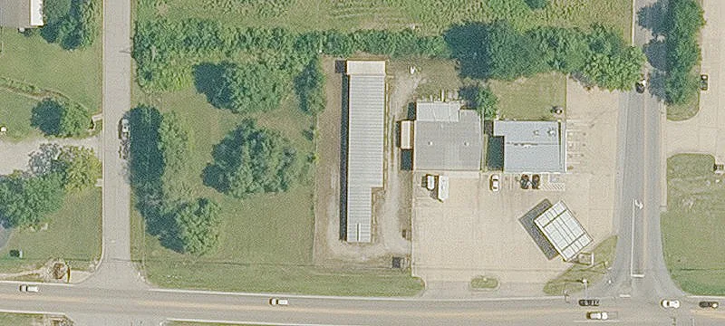 909 Hwy 5th S