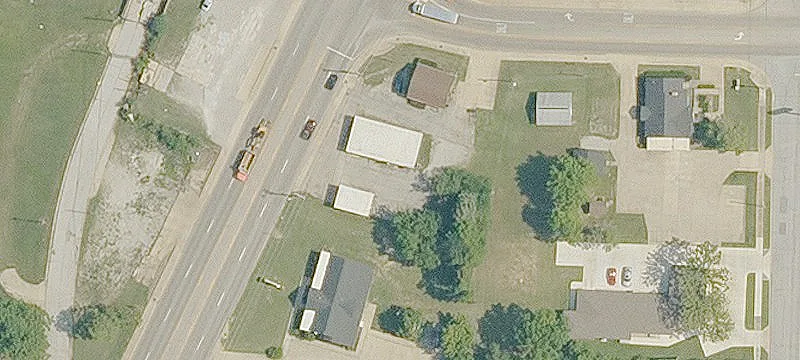 907 Hwy 62nd W