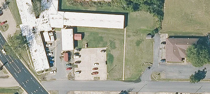 1214 Main St