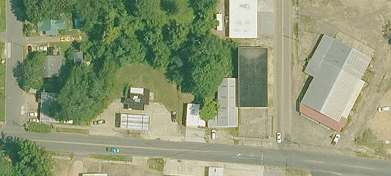 1006 Main St