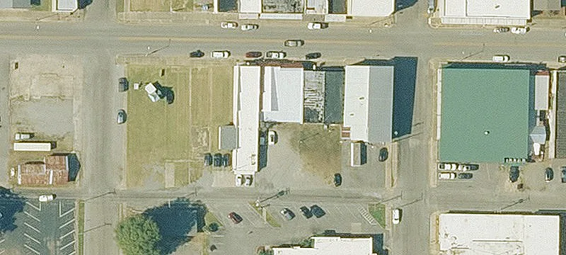 307 Main St