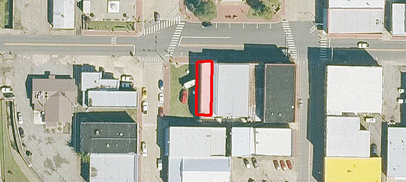 18 Walnut St
