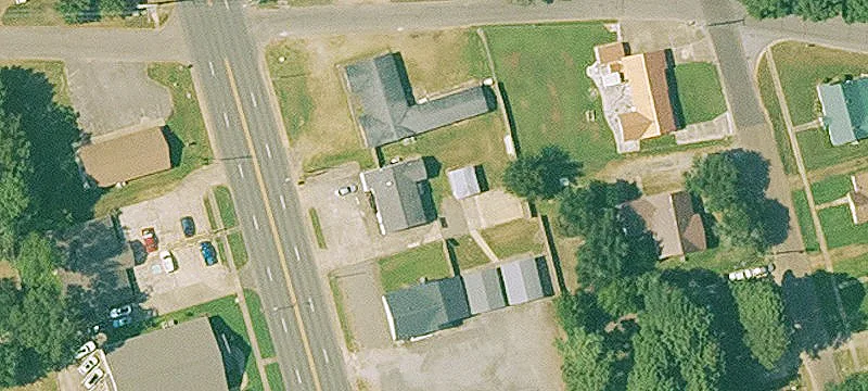909 Main St