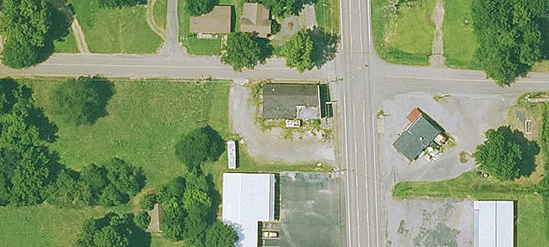 5562 Hwy 71st S
