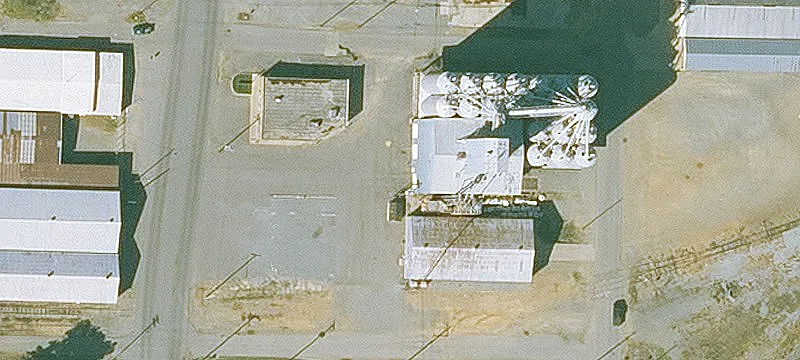 320 Main St