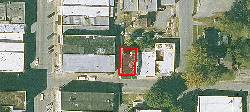 121 3rd St
