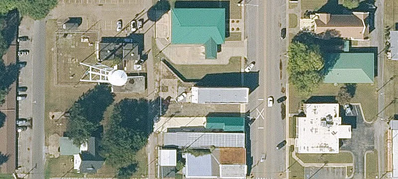 210 Edmonds Ave