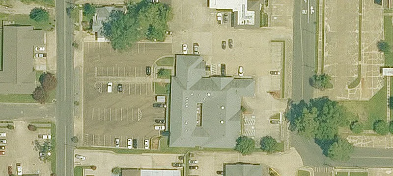 318 Thompson Ave