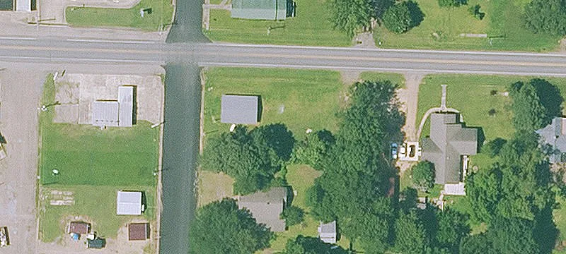 Tracy Lawrence Ave At N Bell St