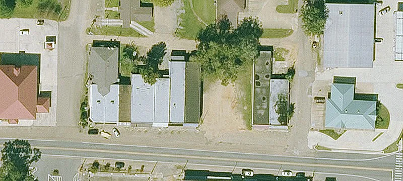 220 Main St