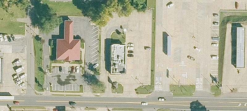 1409 Walnut St