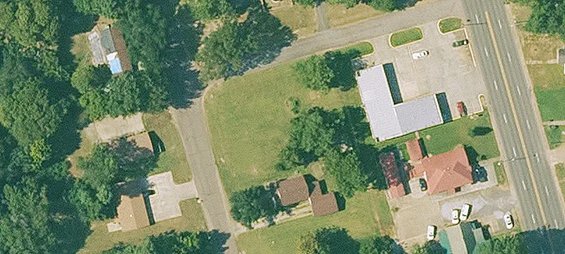 1200 Main St