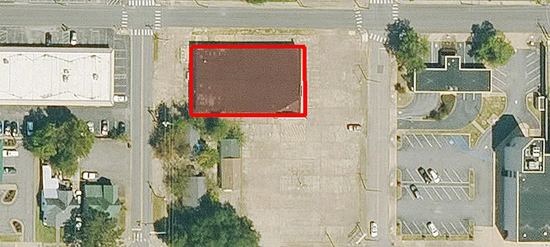 306 Race Ave