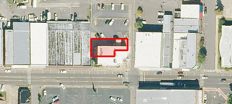 412 Main St