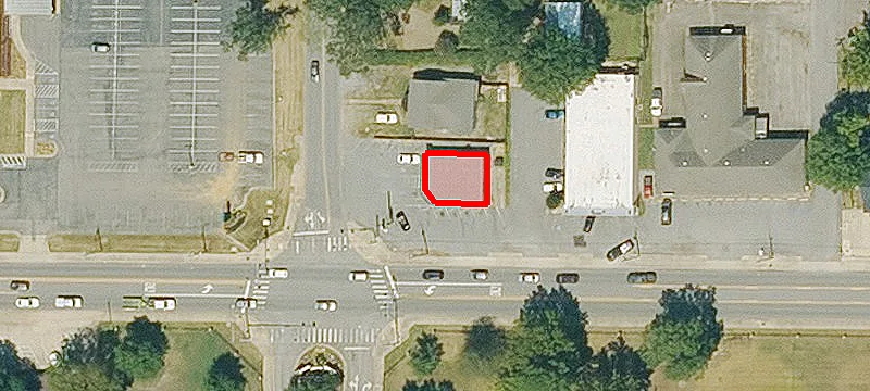 900 Race Ave
