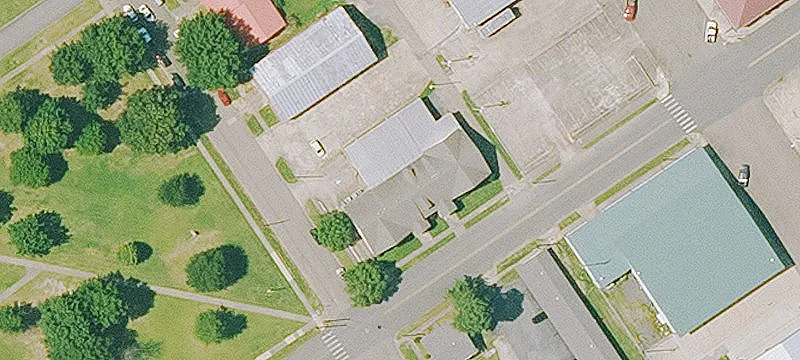 611 Janssen Ave