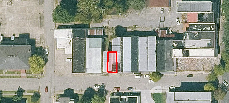 30 Main St