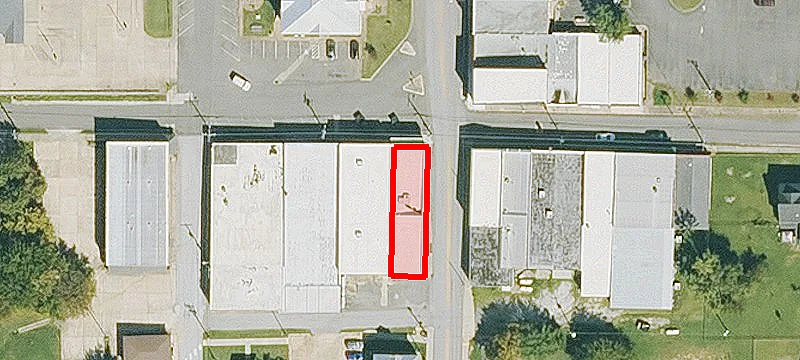 101 Main St