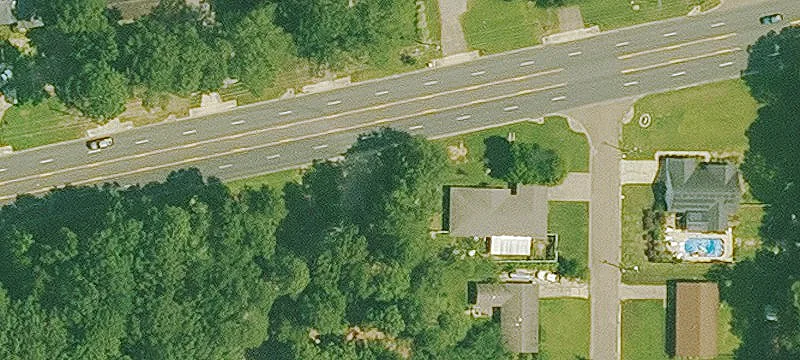 3605 Main St