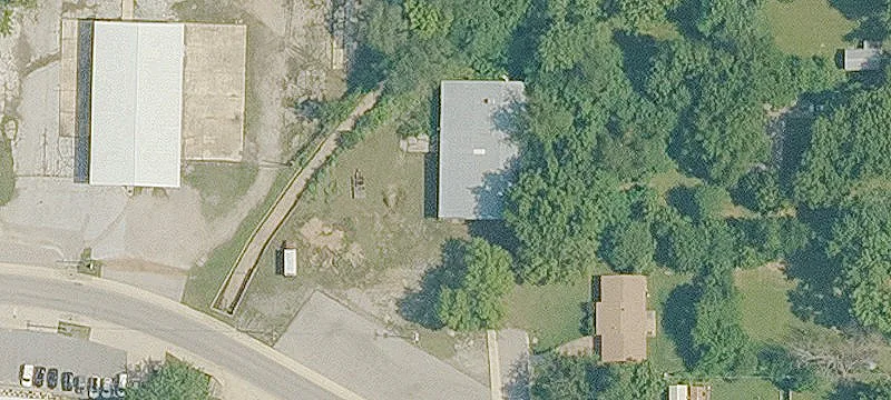 211 Wade Ave