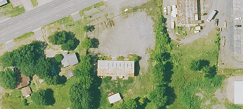 2202 Hwy 71st S
