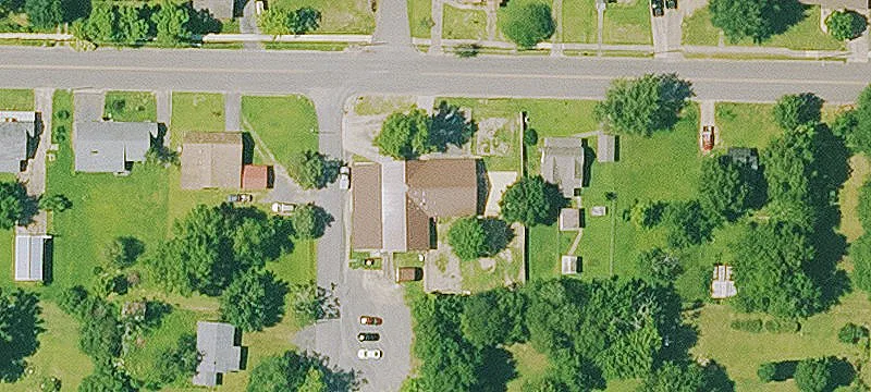 1400 Reeves Ave