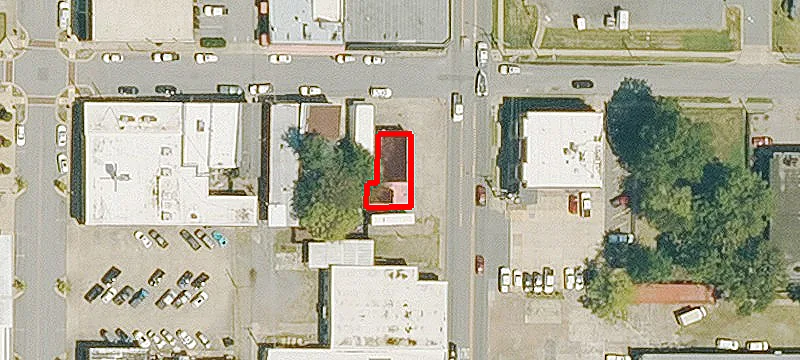 101 Main St