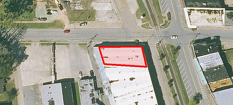 100 Main St